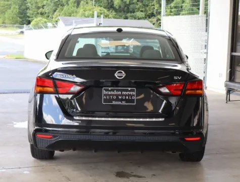 More photos of 2021 Nissan Altima 2.5 SV at Brandon Reeves Auto World, NC