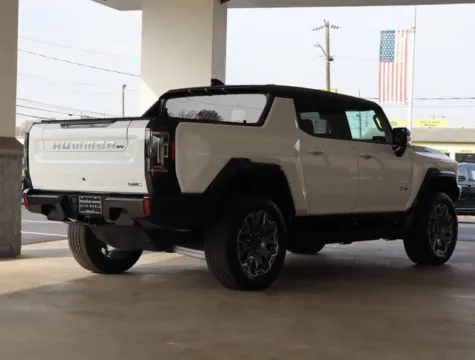 More photos of 2023 GMC Hummer EV Pickup 3X at Brandon Reeves Auto World, NC