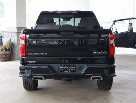 More photos of 2021 Chevrolet Silverado 1500 High Country at Brandon Reeves Auto World, NC