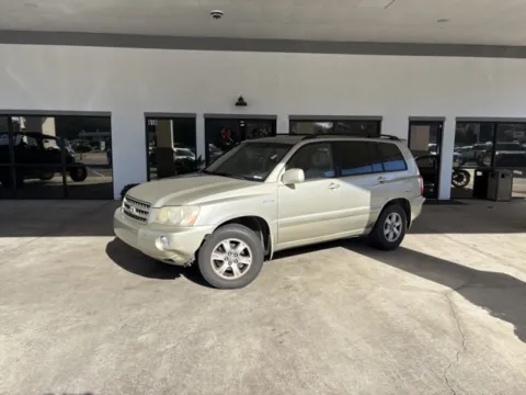 Another view of 2002 Toyota Highlander V6 for sale in Monroe, NC at Brandon Reeves Auto World
