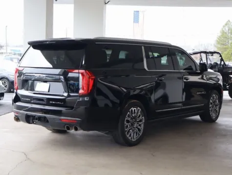 More photos of 2023 GMC Yukon XL Denali Ultimate at Brandon Reeves Auto World, NC