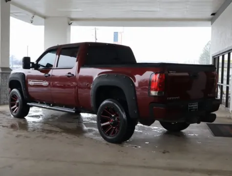 More photos of 2013 GMC Sierra 2500HD Denali at Brandon Reeves Auto World, NC
