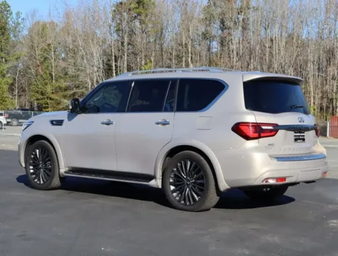 More photos of 2021 INFINITI QX80 Premium Select at Brandon Reeves Auto World, NC