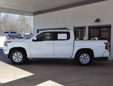 Photos of 2022 Nissan Frontier SV for sale in Monroe, NC at Brandon Reeves Auto World