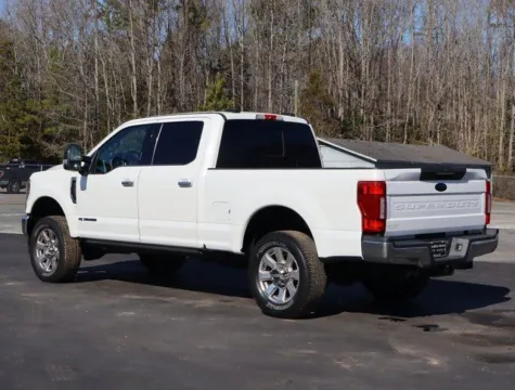 More photos of 2022 Ford F-250SD Platinum at Brandon Reeves Auto World, NC