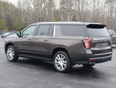 More photos of 2021 Chevrolet Suburban High Country at Brandon Reeves Auto World, NC