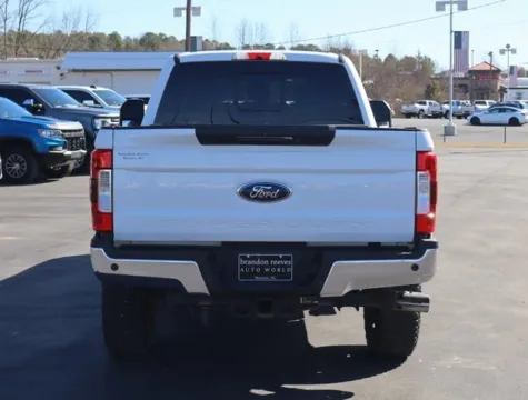 More photos of 2017 Ford F-350SD Lariat at Brandon Reeves Auto World, NC