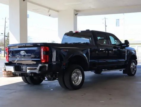 More photos of 2025 Ford F-450SD Lariat at Brandon Reeves Auto World, NC