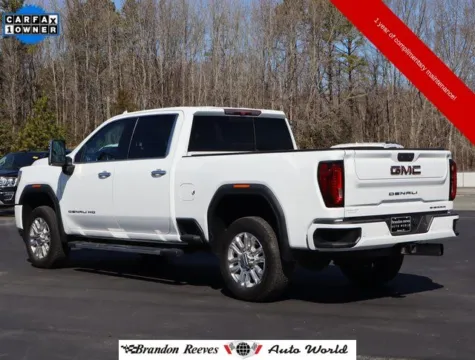 More photos of 2022 GMC Sierra 2500HD Denali at Brandon Reeves Auto World, NC