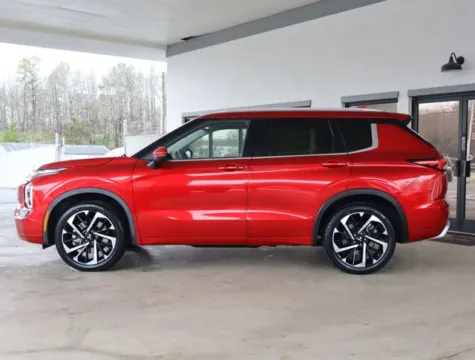 Photos of 2022 Mitsubishi Outlander SEL for sale in Monroe, NC at Brandon Reeves Auto World