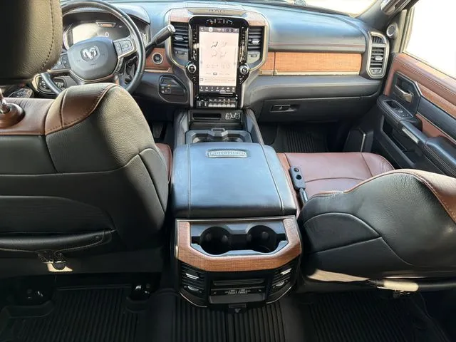 2023 RAM Ram 3500 Pickup Longhorn - Photo 17