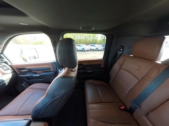 2023 RAM Ram 3500 Pickup Longhorn - Photo 32