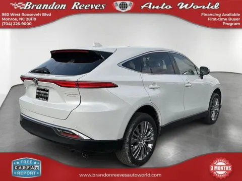 More photos of 2021 Toyota Venza Limited at Brandon Reeves Auto World, NC