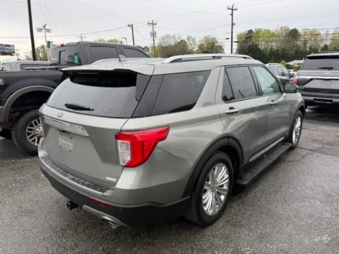 More photos of 2020 Ford Explorer Limited at Brandon Reeves Auto World, NC