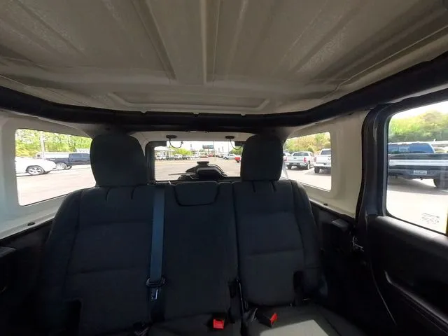 2020 Jeep Wrangler Unlimited Willys - Photo 32