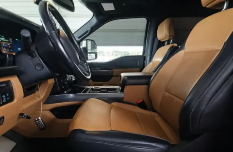 More photos of 2023 Ford F-350SD Lariat at Brandon Reeves Auto World, NC