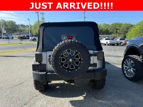 More photos of 2018 Jeep Wrangler JK Unlimited Sport at Brandon Reeves Auto World, NC