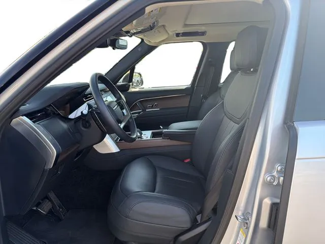 2025 Land Rover Range Rover SE - Photo 10