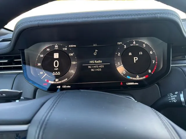 2025 Land Rover Range Rover SE - Photo 18