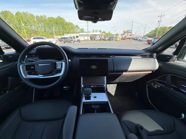 2025 Land Rover Range Rover SE - Photo 36