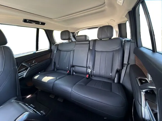 2025 Land Rover Range Rover SE - Photo 15