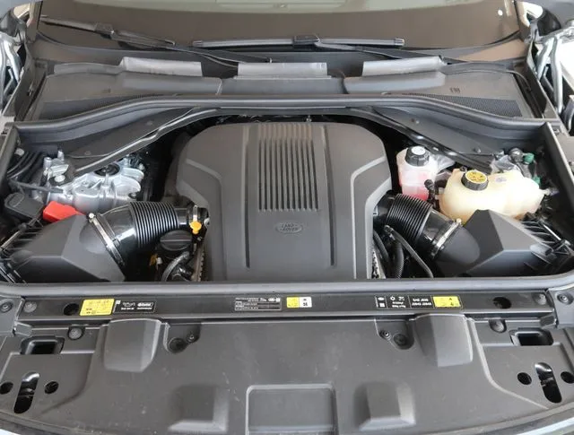 2025 Land Rover Range Rover SE - Photo 46