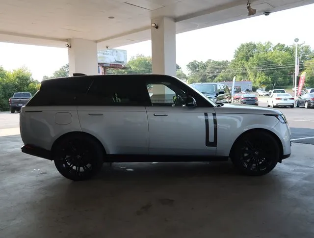 2025 Land Rover Range Rover SE - Photo 8