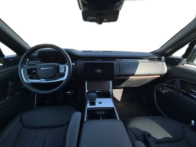 2025 Land Rover Range Rover SE - Photo 31