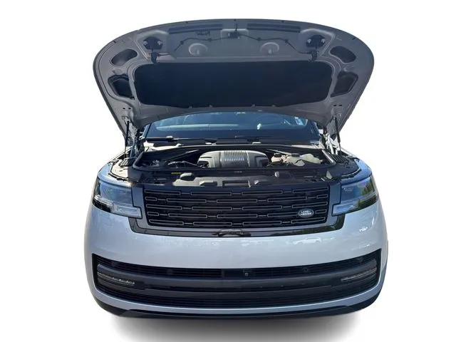 2025 Land Rover Range Rover SE - Photo 12