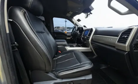 More photos of 2020 Ford F-250SD Lariat at Brandon Reeves Auto World, NC