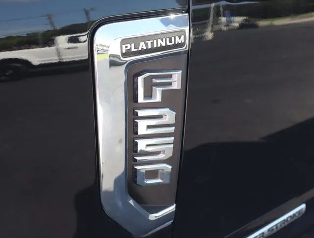 2019 Ford F-250 Super Duty Platinum - Photo 48