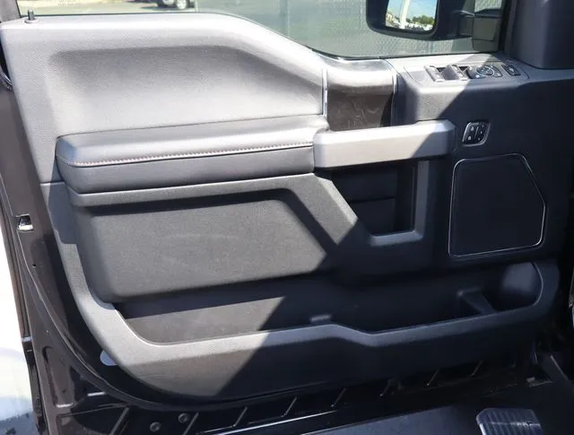 2019 Ford F-250 Super Duty Platinum - Photo 16