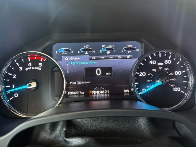 2019 Ford F-250 Super Duty Platinum - Photo 19