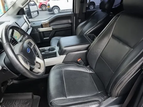 More photos of 2019 Ford F-250SD Lariat at Brandon Reeves Auto World, NC