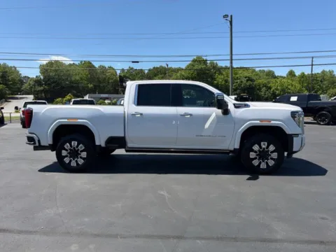 More photos of 2025 GMC Sierra 3500HD Denali at Brandon Reeves Auto World, NC