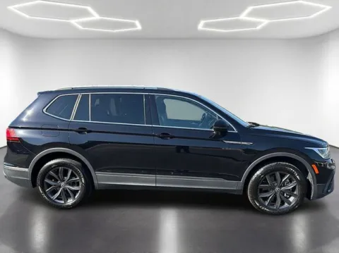 More photos of 2022 Volkswagen Tiguan 2.0T SE at Brandon Reeves Auto World, NC