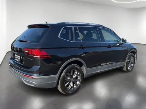More photos of 2022 Volkswagen Tiguan 2.0T SE at Brandon Reeves Auto World, NC