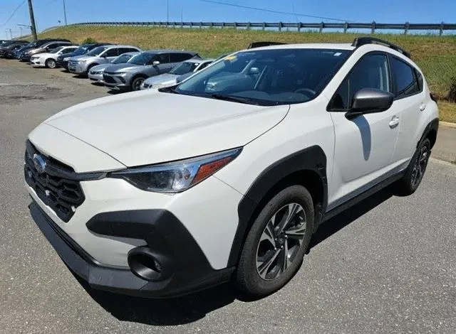 2024 Subaru Crosstrek Premium CVT's photo