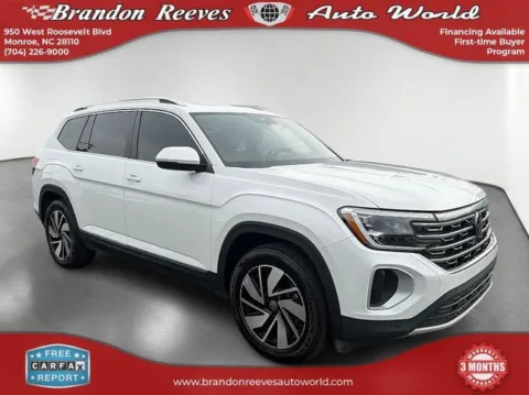 More photos of 2024 Volkswagen Atlas 2.0T SEL at Brandon Reeves Auto World, NC
