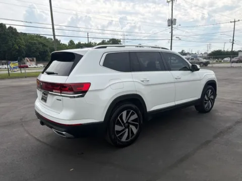 More photos of 2024 Volkswagen Atlas 2.0T SEL at Brandon Reeves Auto World, NC