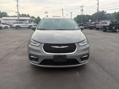 Photos of 2023 Chrysler Pacifica Touring L for sale in Monroe, NC at Brandon Reeves Auto World