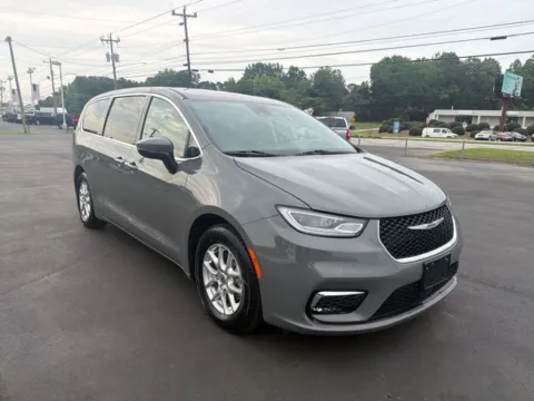 Another view of 2023 Chrysler Pacifica Touring L for sale in Monroe, NC at Brandon Reeves Auto World