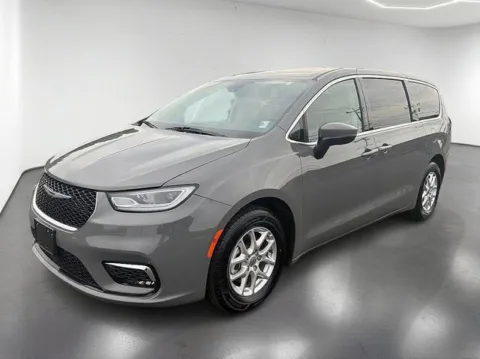 Gray 2023 Chrysler Pacifica Touring L for sale in Monroe, NC