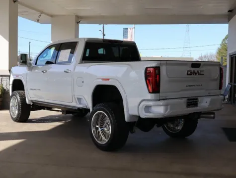 More photos of 2026 GMC Sierra 2500 HD Denali at Brandon Reeves Auto World, NC