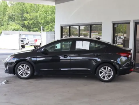 More photos of 2020 Hyundai Elantra SEL at Brandon Reeves Auto World, NC