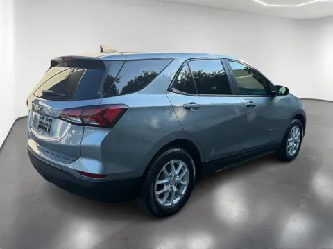 More photos of 2023 Chevrolet Equinox LS at Brandon Reeves Auto World, NC