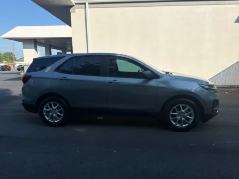 More photos of 2023 Chevrolet Equinox LS at Brandon Reeves Auto World, NC