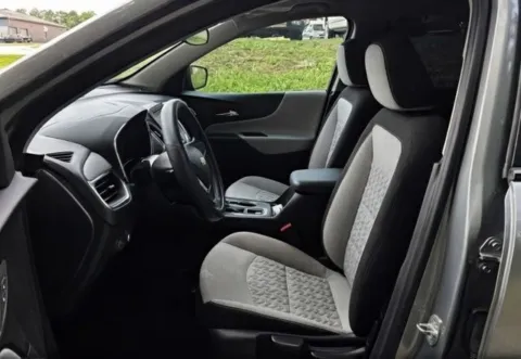 More photos of 2023 Chevrolet Equinox LS at Brandon Reeves Auto World, NC