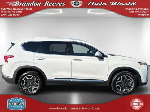 More photos of 2023 Hyundai Santa Fe Limited at Brandon Reeves Auto World, NC