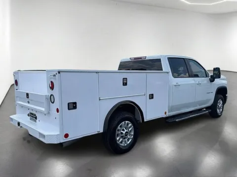 More photos of 2025 Chevrolet Silverado 2500HD LT at Brandon Reeves Auto World, NC